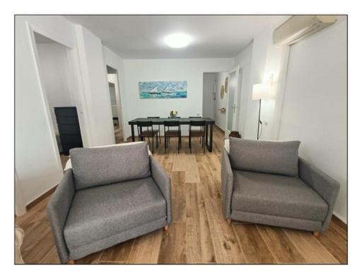 Apartamento - Wifi Free - Piscina - 50 M Playa سالو المظهر الخارجي الصورة